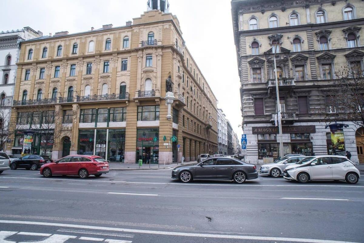 Very Central Spacious Ac Apartment Budapeste Exterior foto